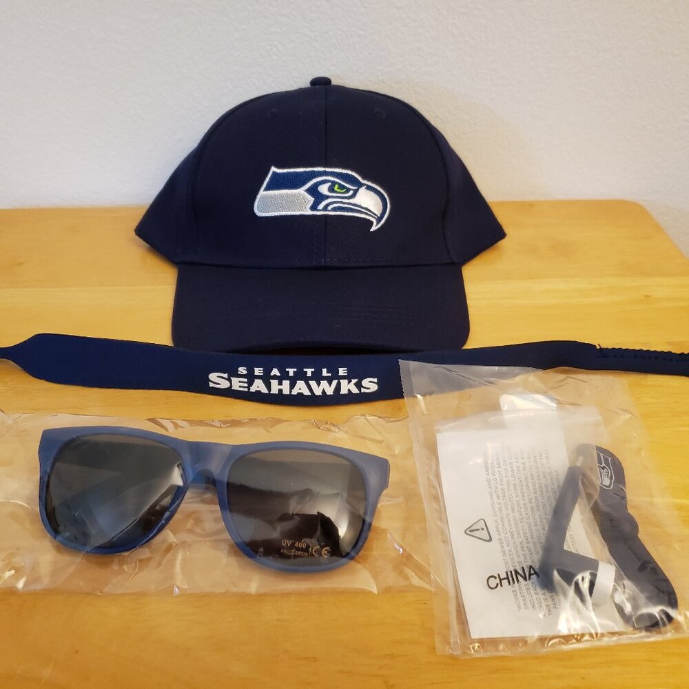 Seahawks Adjustable Buckle Strap Cap, Sunglasses & Strap, Mini USB Cellphone Fan